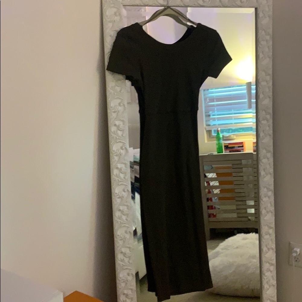 Green crisscross long dress